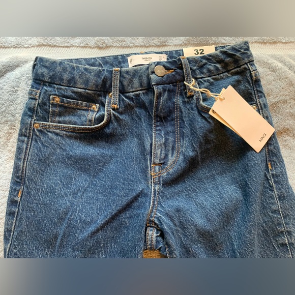 NWT Mango Flare/Boot Cut Jeans High/ Mid waisted - Picture 2 of 4